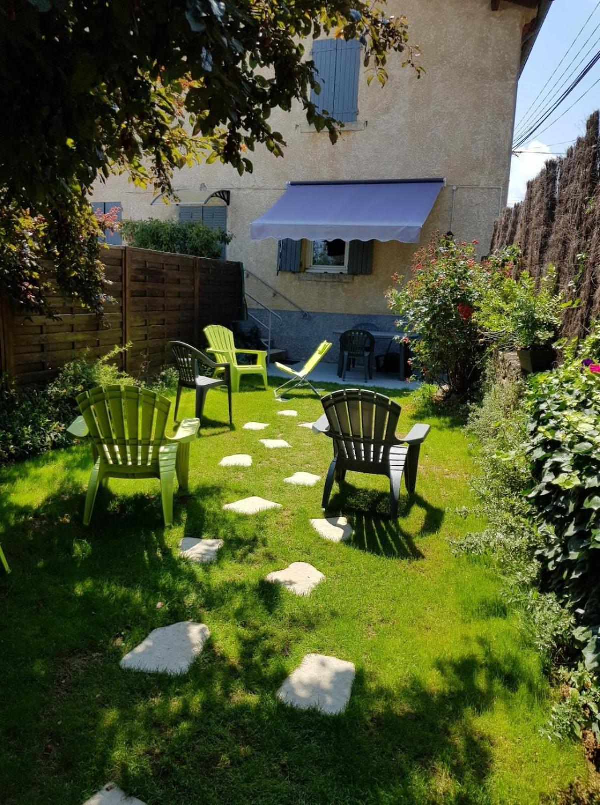 Gite Tante Jeanne Peaugres Esterno foto